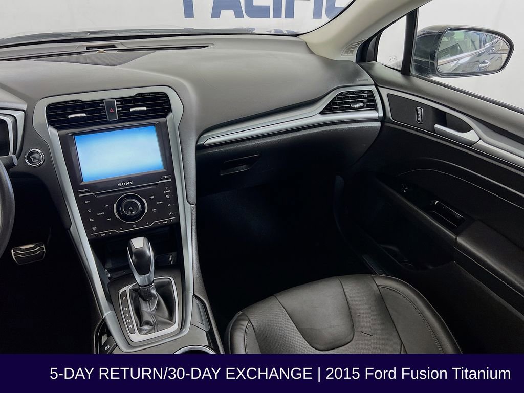 Used 2015 Ford Fusion Titanium image 28