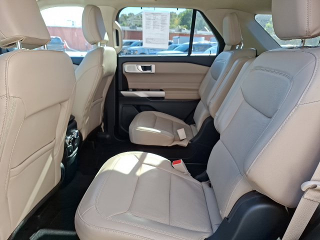 Certified 2023 Ford Explorer Limited w/ Limited Technology Package RWD image 28