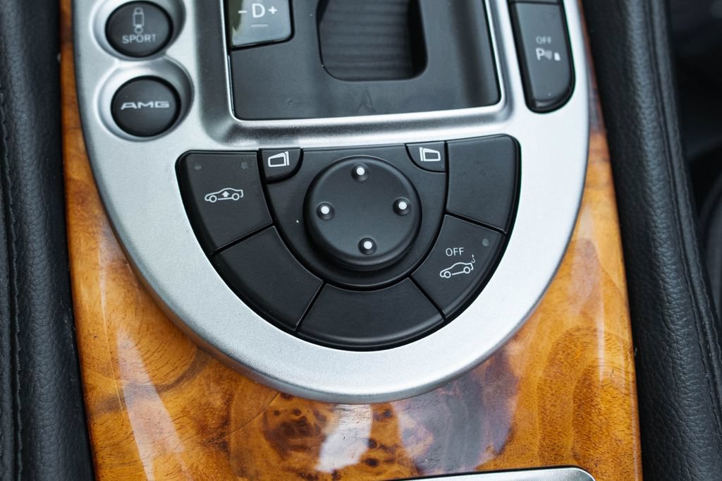 Used 2011 Mercedes-Benz SL 63 AMG image 37