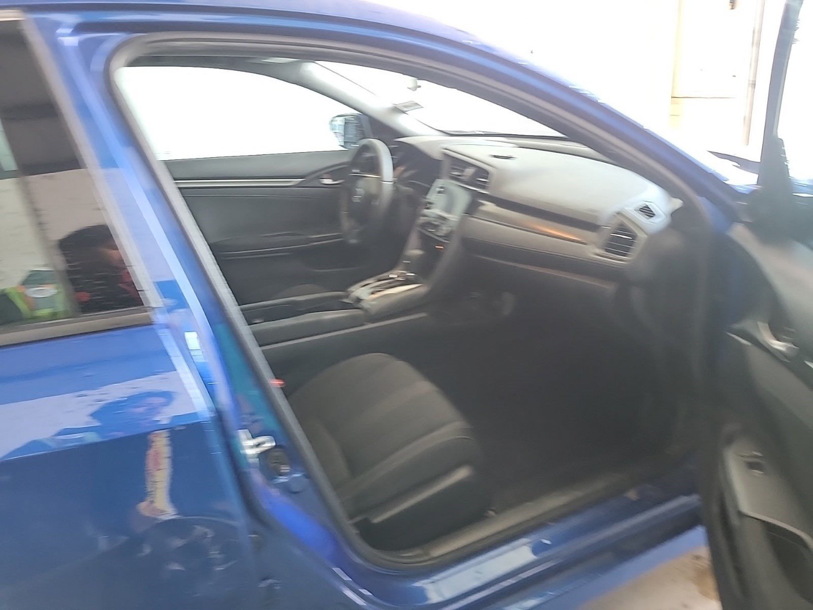 Used 2018 Honda Civic EX image 13