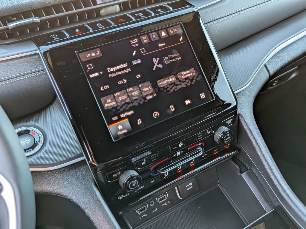 New 2025 Jeep Grand Cherokee L Altitude image 25