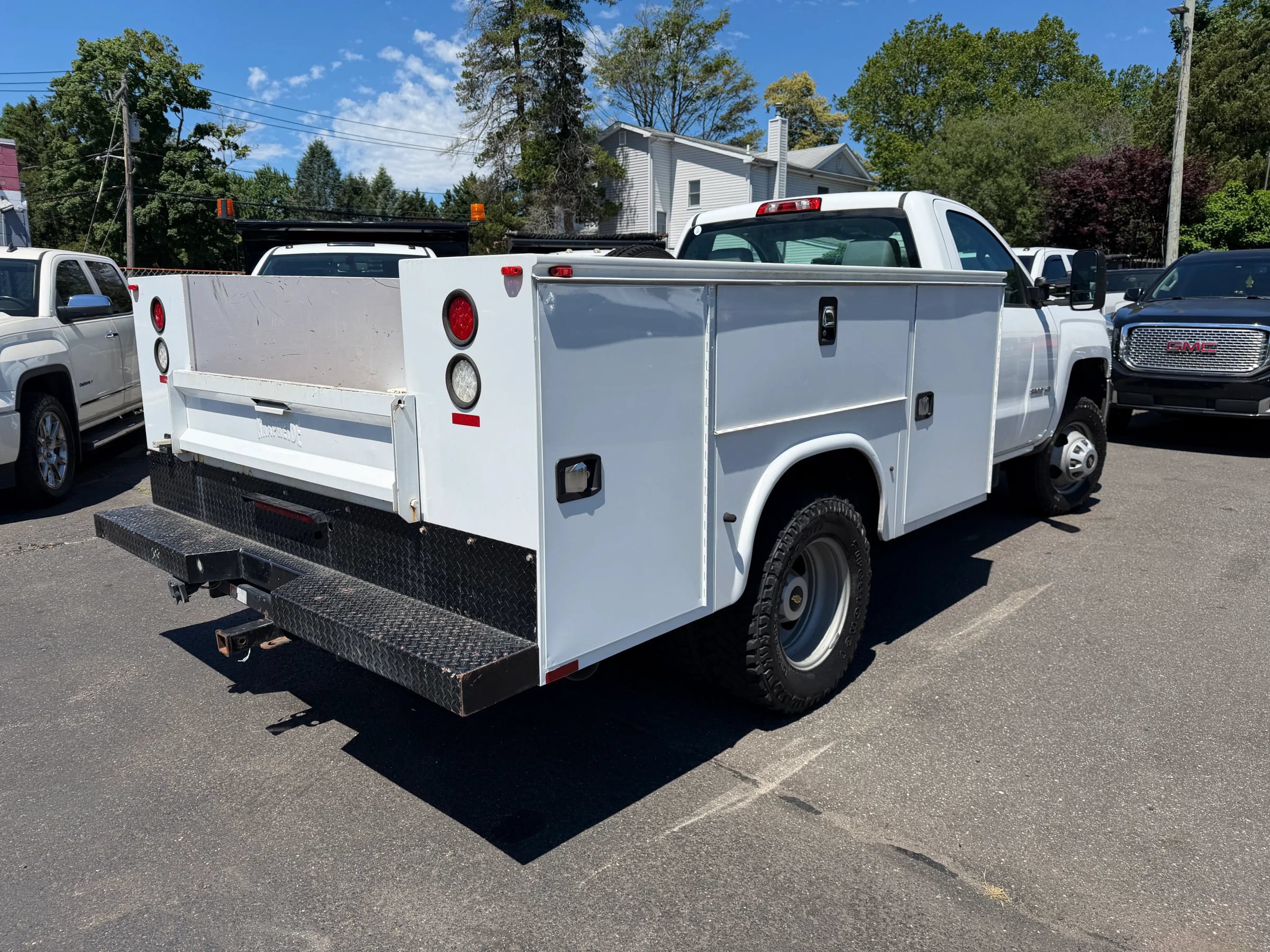 Used 2015 Chevrolet Silverado 3500 W/T AWD/4WD image 3