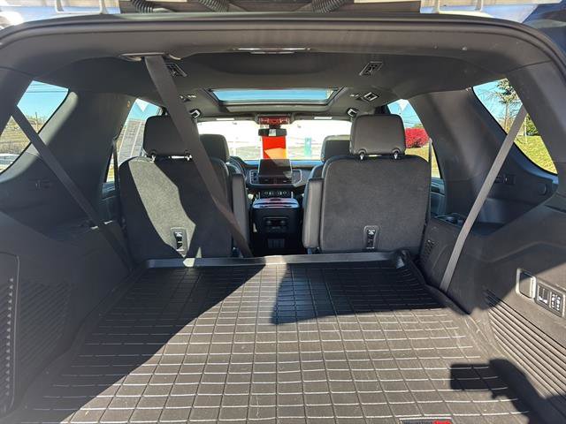 Used 2022 Chevrolet Tahoe Z71 w/ Off-Road Capability Package image 18