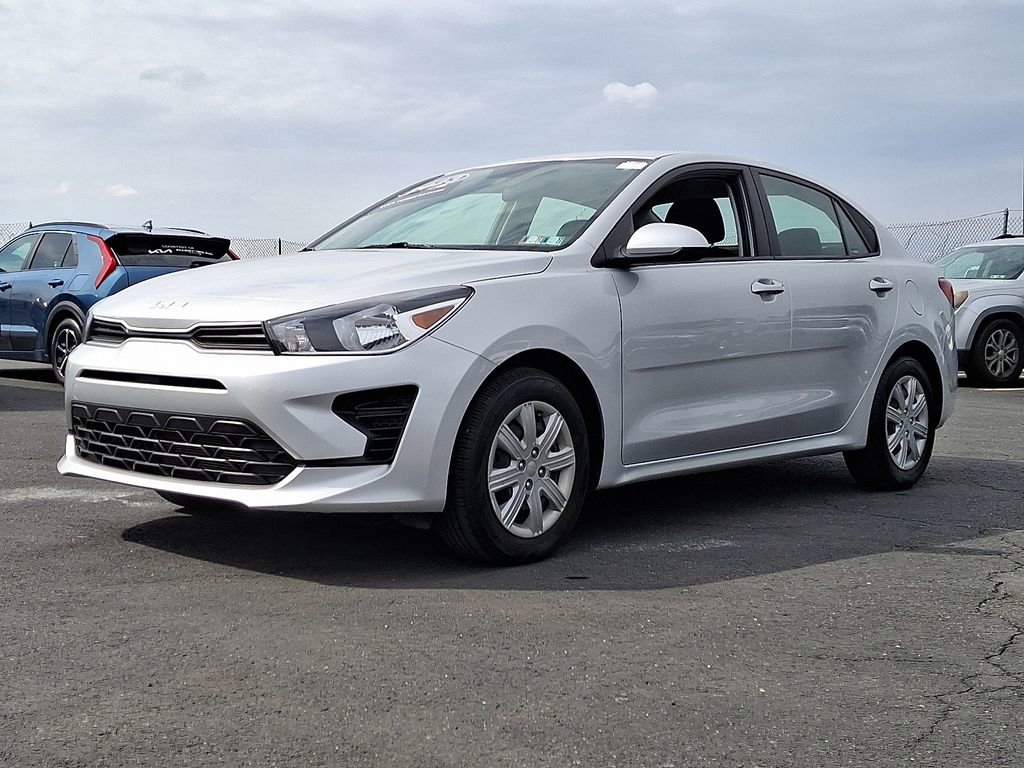 Certified 2023 Kia Rio LX image 3