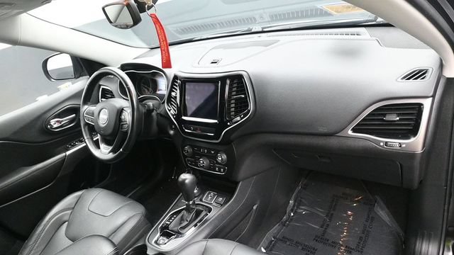 Used 2020 Jeep Cherokee Limited AWD/4WD image 12