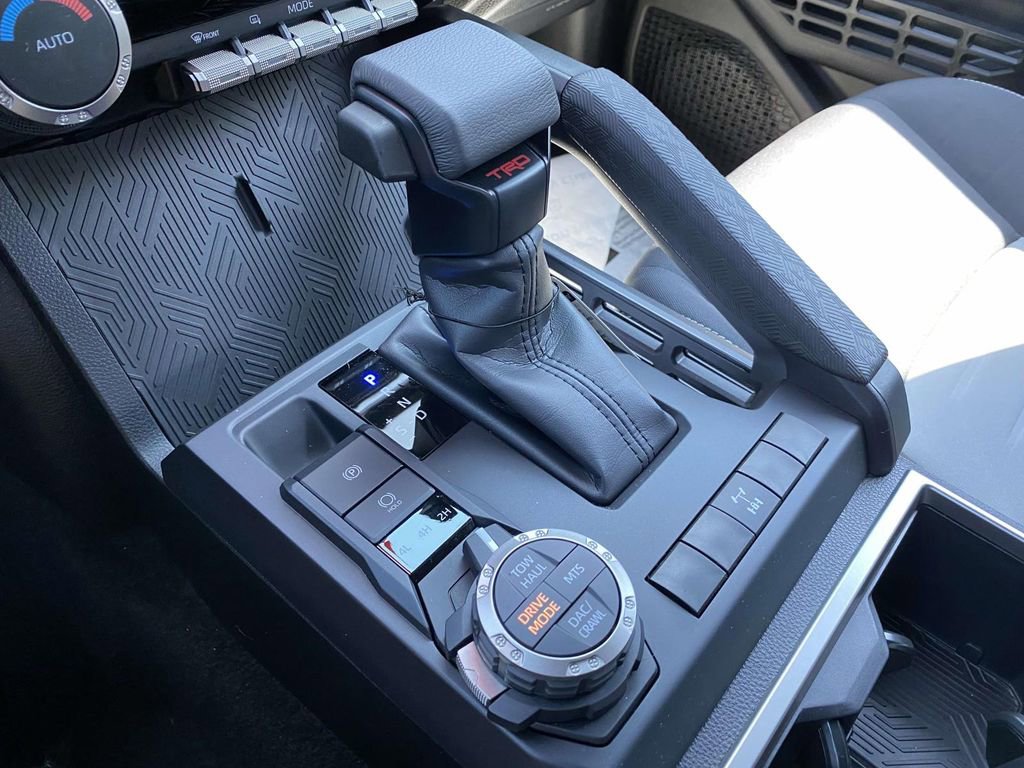 New 2025 Toyota Tacoma TRD Off-Road image 18