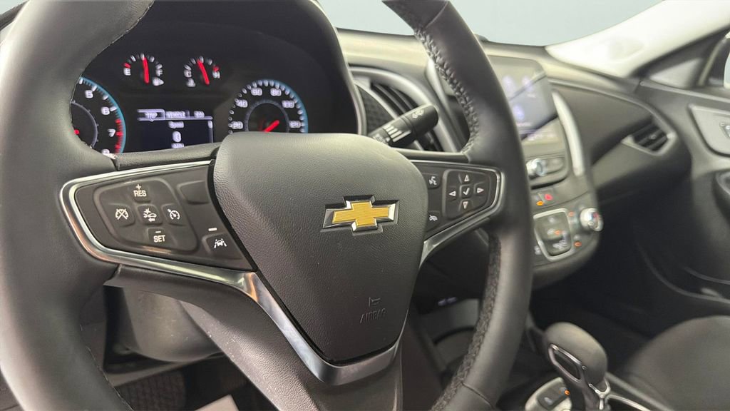 Used 2024 Chevrolet Malibu RS FWD image 20