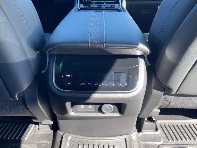 New 2025 Nissan Armada SL image 26