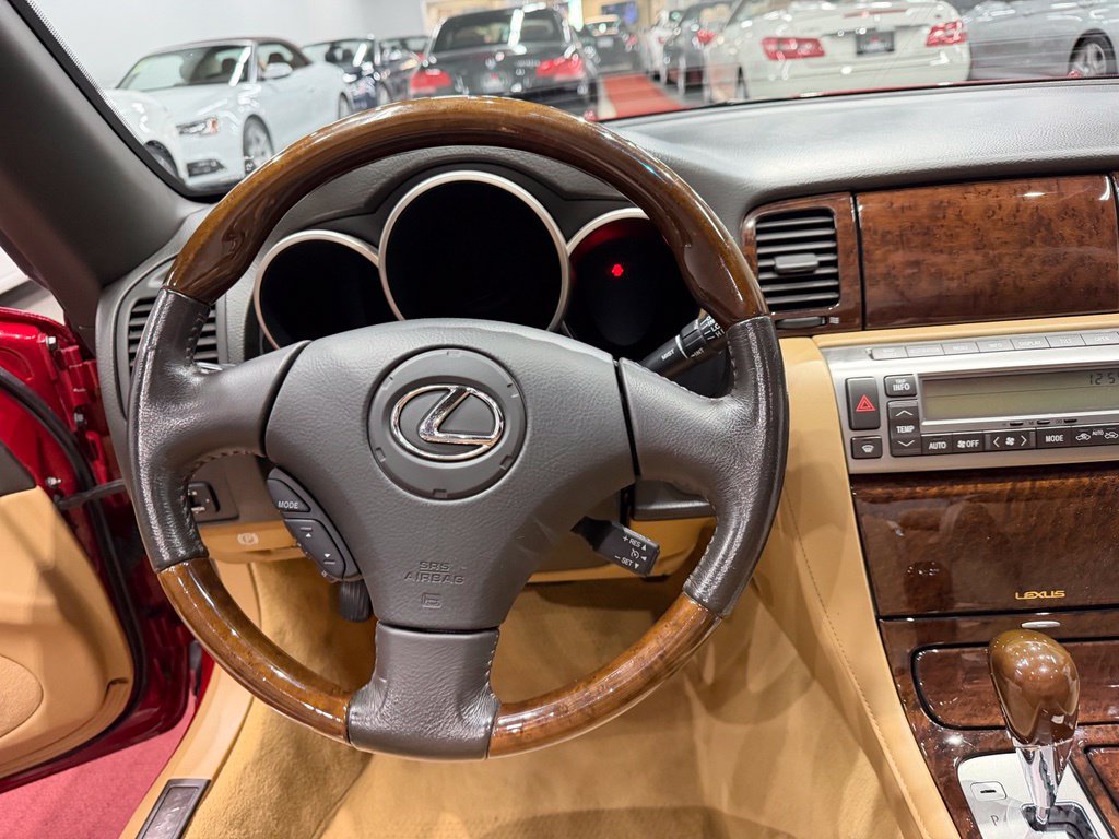 Used 2007 Lexus SC 430 Convertible RWD image 44