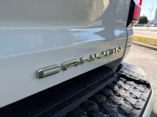 New 2026 GMC Canyon Denali AWD/4WD image 7