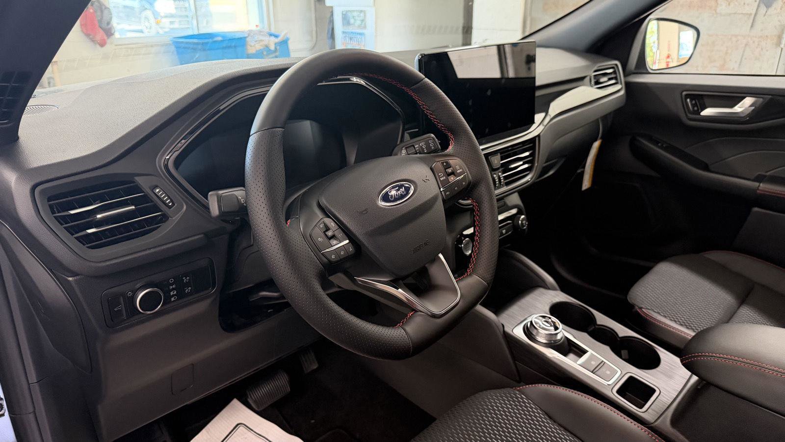 New 2026 Ford Escape ST-Line w/ Tech Pack #1 image 13