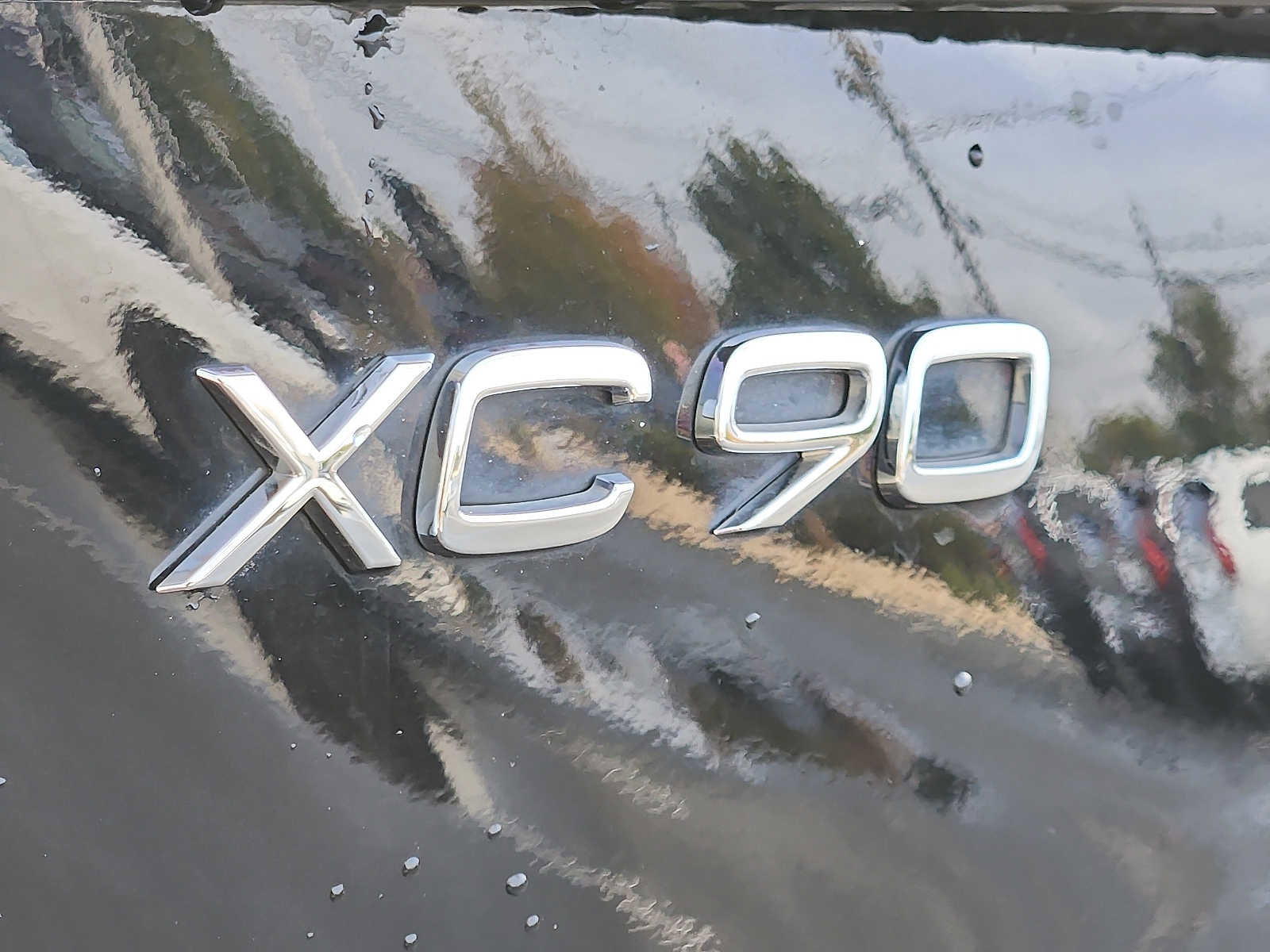 Certified 2024 Volvo XC90 B5 Plus w/ Protection Package Premier image 28