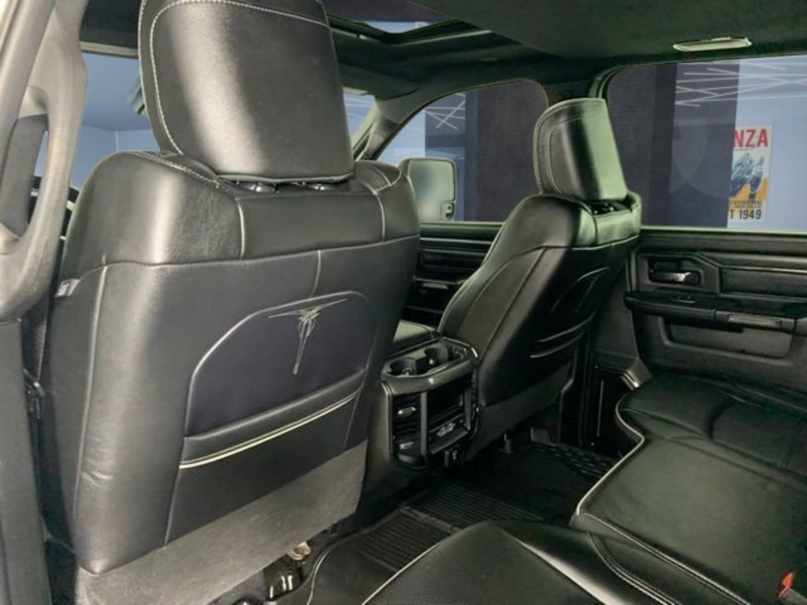 Used 2024 RAM 3500 Limited w/ Night Edition AWD/4WD image 20
