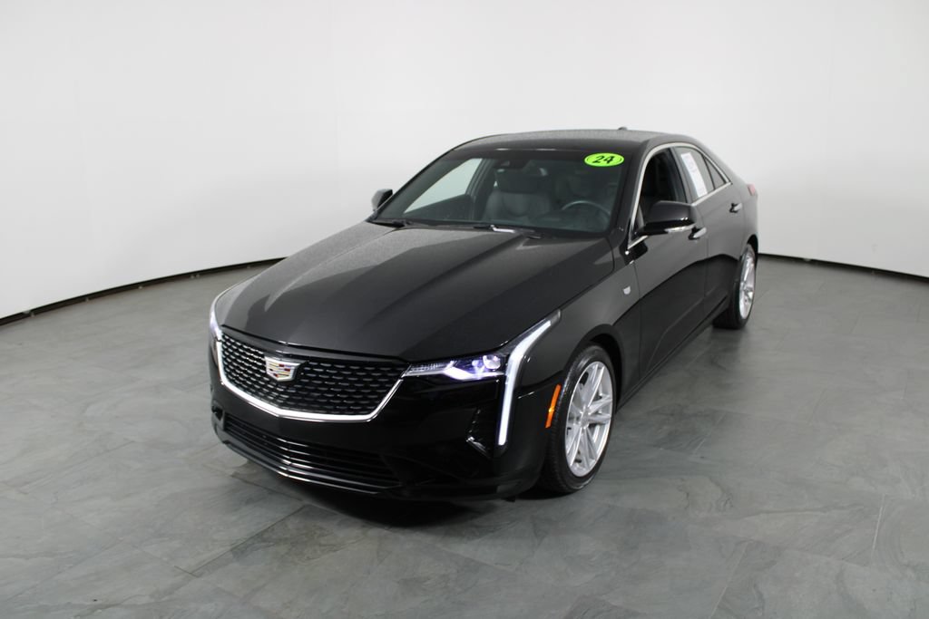 Used 2024 Cadillac CT4 Luxury RWD image 2