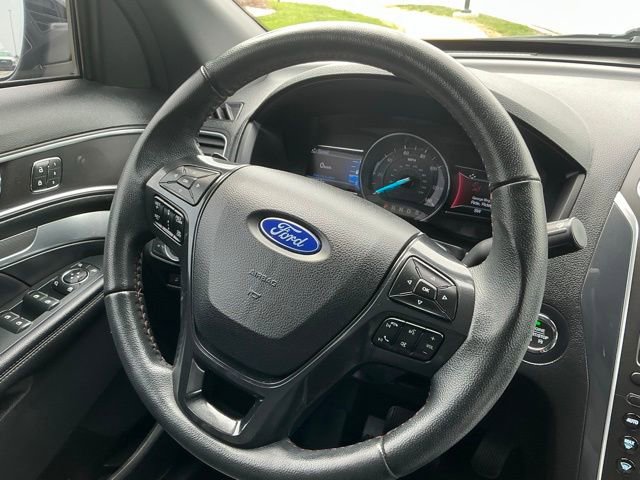 Used 2018 Ford Explorer Sport image 22