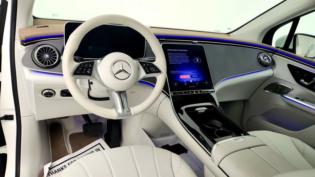 Used 2025 Mercedes-Benz EQE 350+ SUV image 12