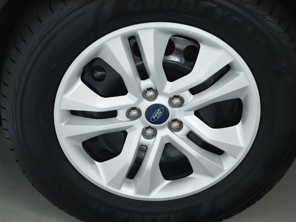 Used 2020 Ford Escape S image 37