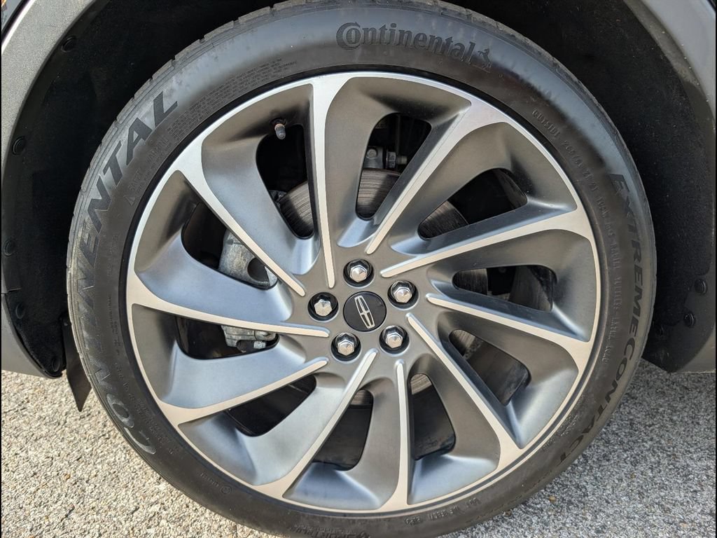 Used 2020 Lincoln Nautilus Reserve w/ Equipment Group 202A AWD/4WD image 25