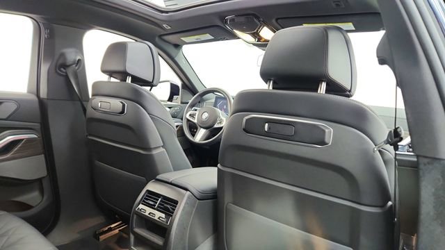 Used 2025 BMW X6 xDrive40i w/ Premium Package image 27