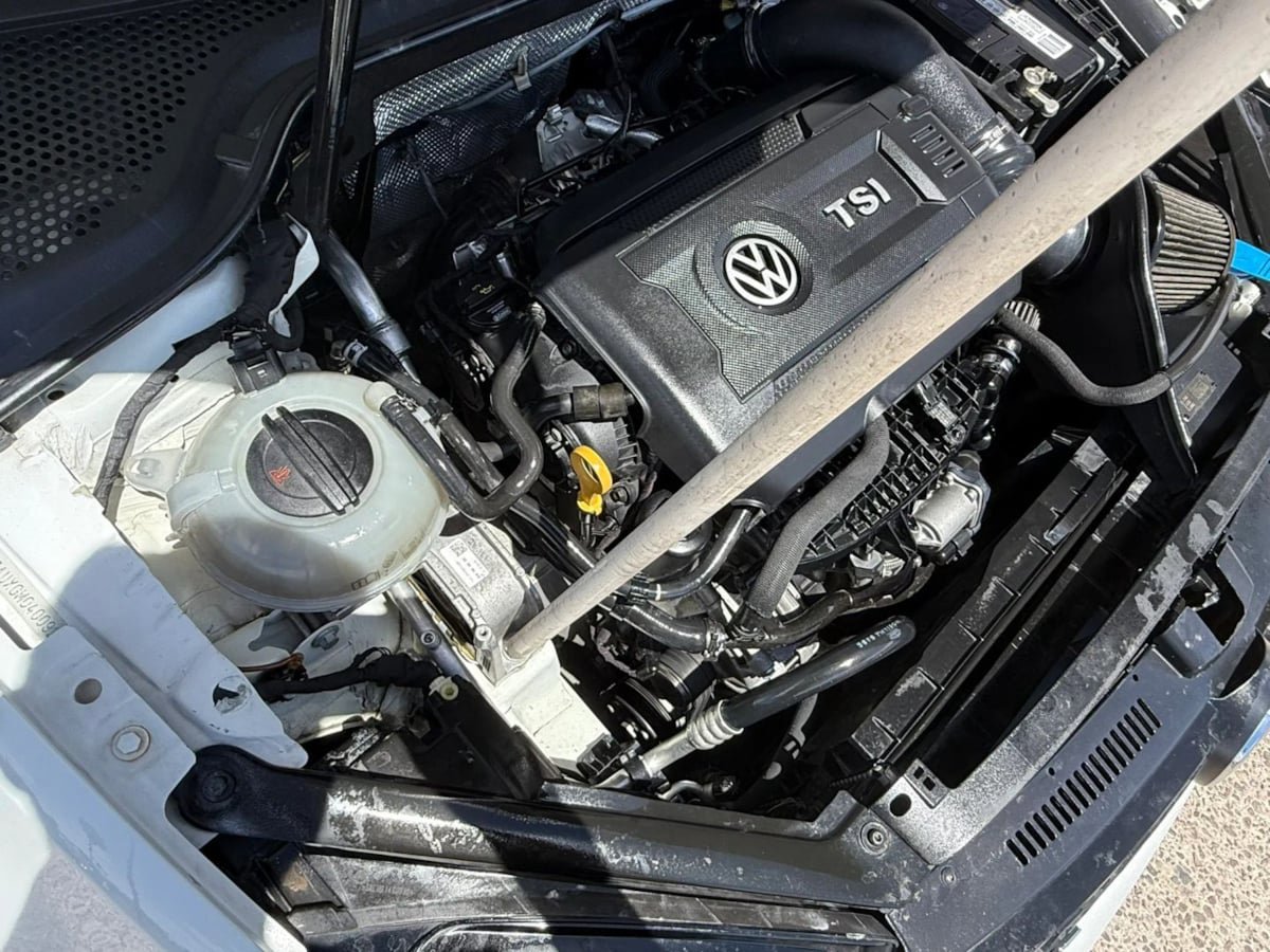 Used 2016 Volkswagen GTI SE w/ Lighting Package (SEL) FWD image 24