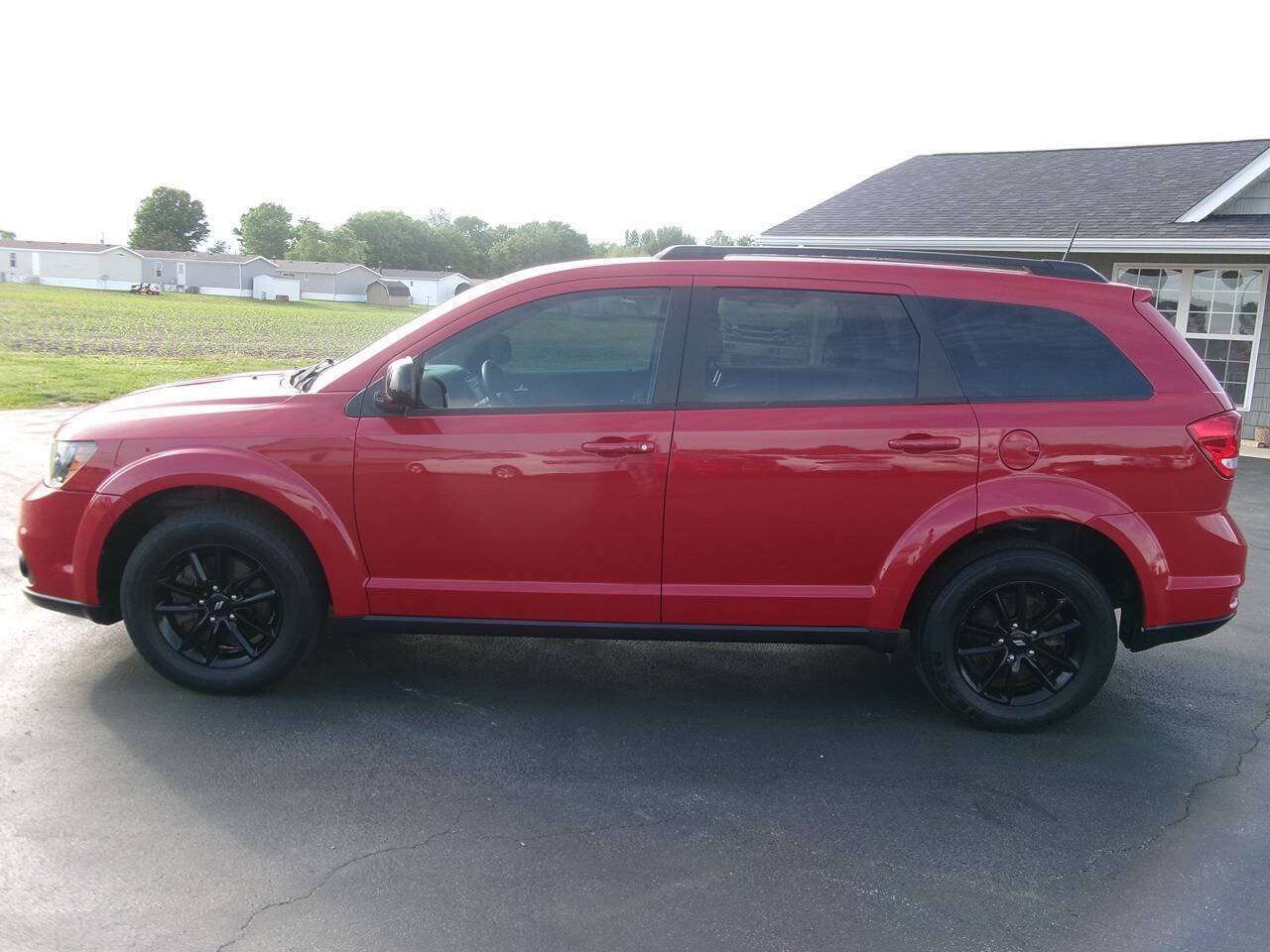 Used 2019 Dodge Journey SE FWD image 7