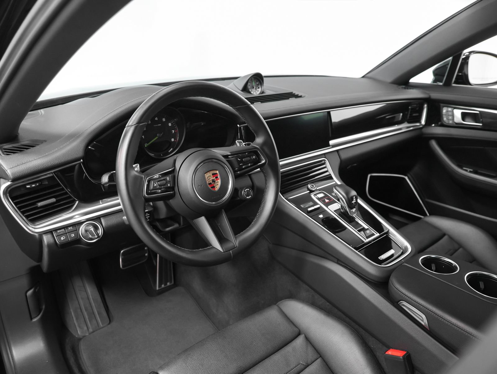 Certified 2023 Porsche Panamera AWD/4WD image 46