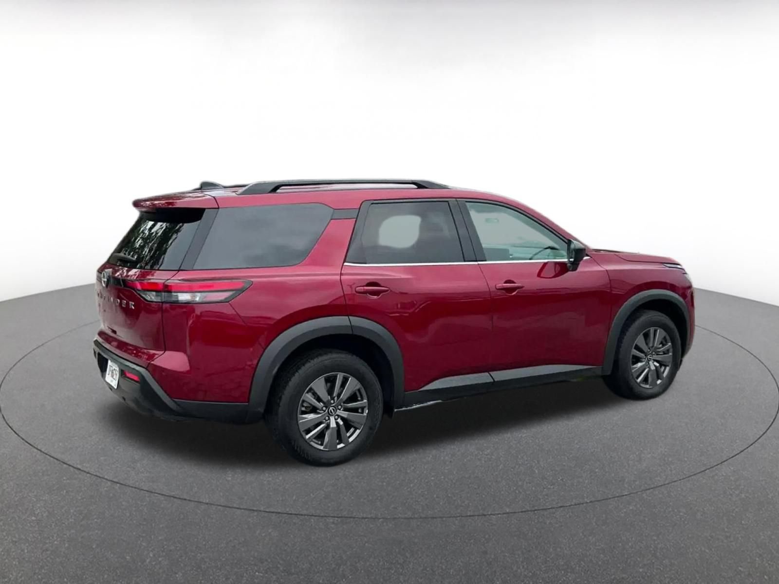 Used 2026 Nissan Pathfinder SV FWD image 14