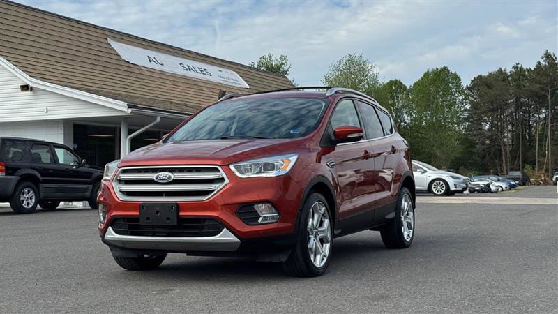 Used 2019 Ford Escape Titanium AWD/4WD image 2