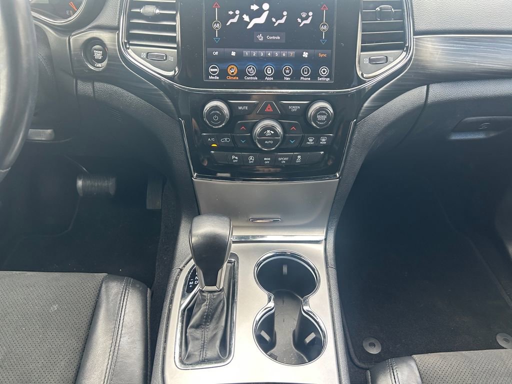 Used 2021 Jeep Grand Cherokee Laredo X AWD/4WD image 15
