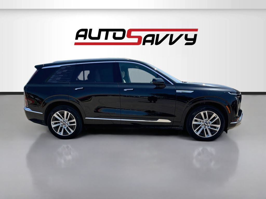 Used 2026 Cadillac Vistiq Luxury AWD/4WD image 8