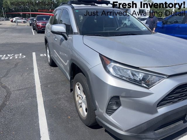 Used 2021 Toyota RAV4 XLE w/ Convenience Package image 1