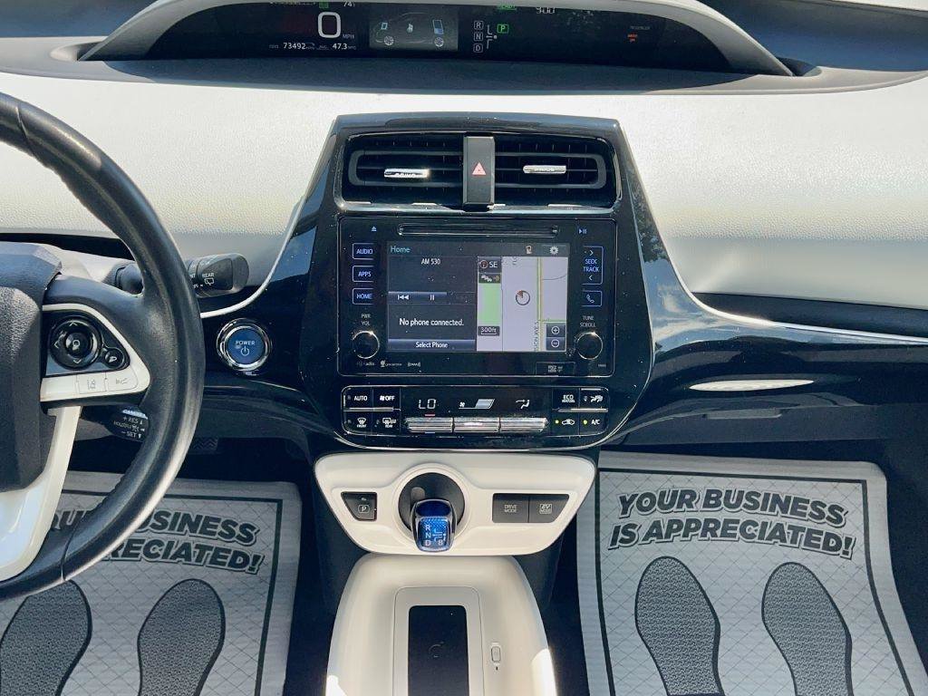 Used 2017 Toyota Prius Three w/ Carpet Mat Package FWD image 10