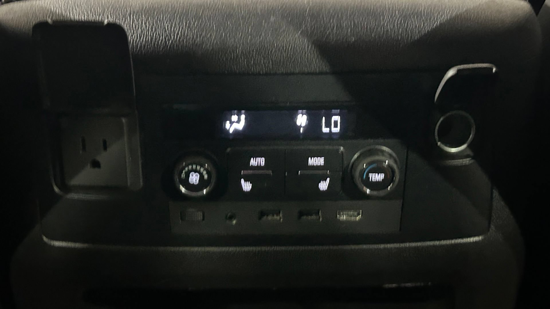 Used 2019 GMC Yukon Denali w/ Denali Ultimate Package AWD/4WD image 90