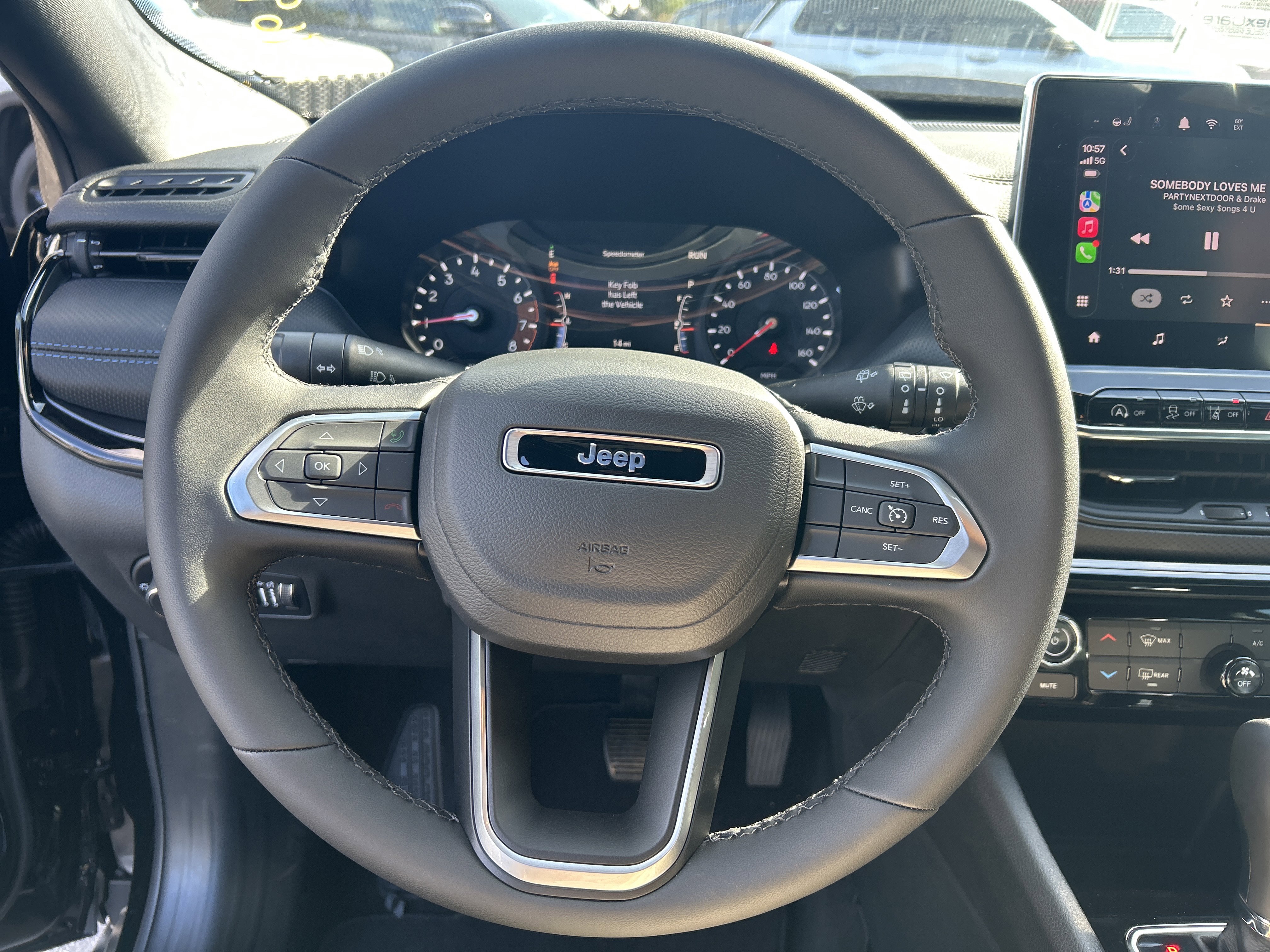 New 2026 Jeep Compass Latitude image 38