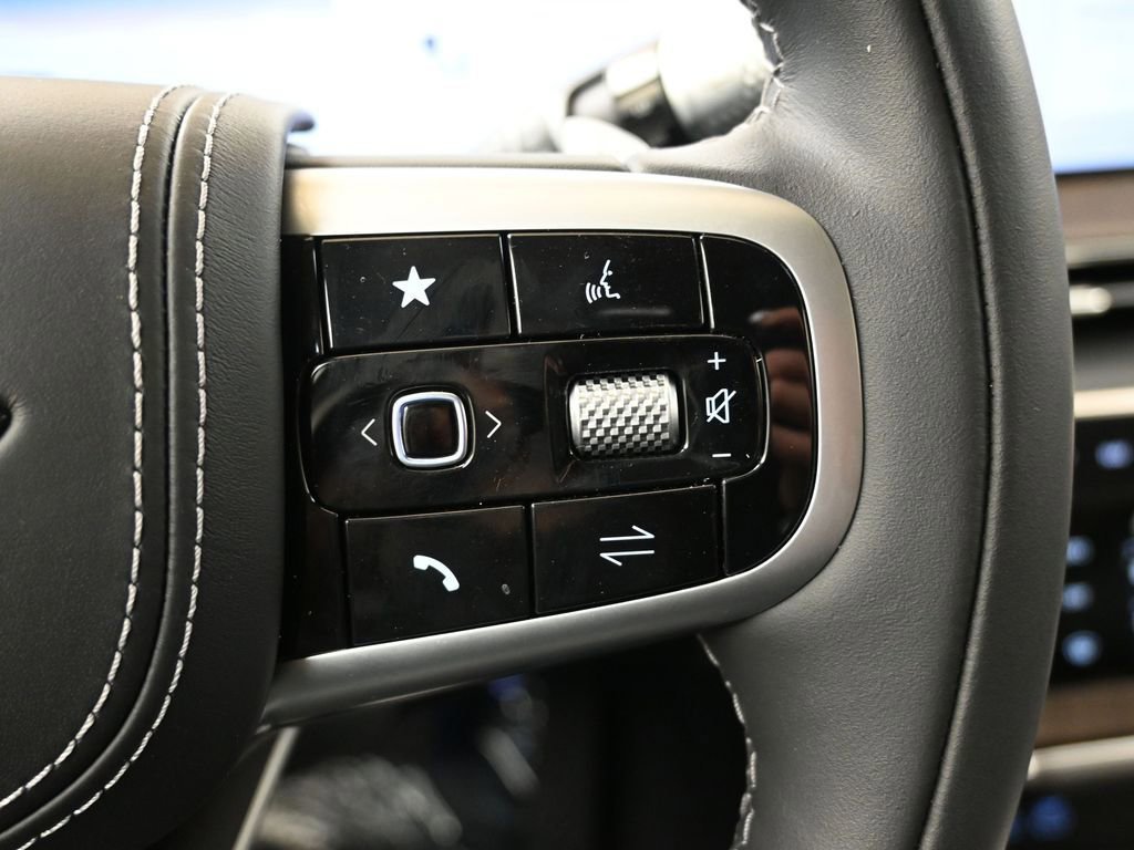 Used 2025 Genesis GV80 3.5T Prestige image 25