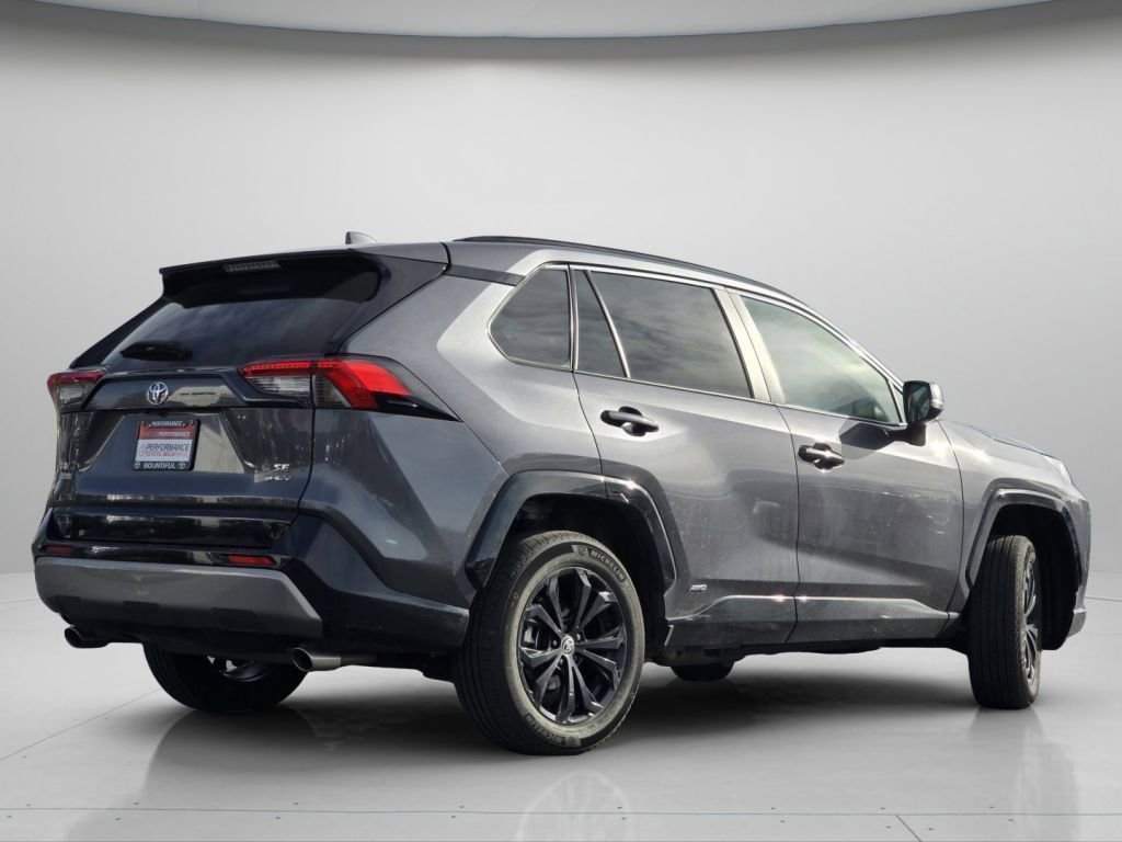 Used 2025 Toyota RAV4 SE w/ Convenience Package AWD/4WD image 24