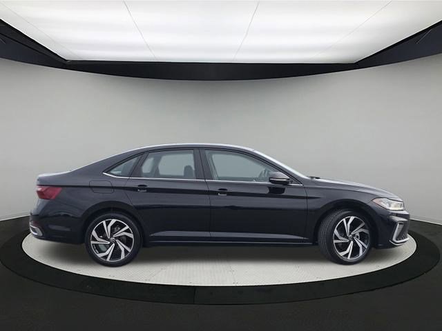 New 2026 Volkswagen Jetta SEL image 8