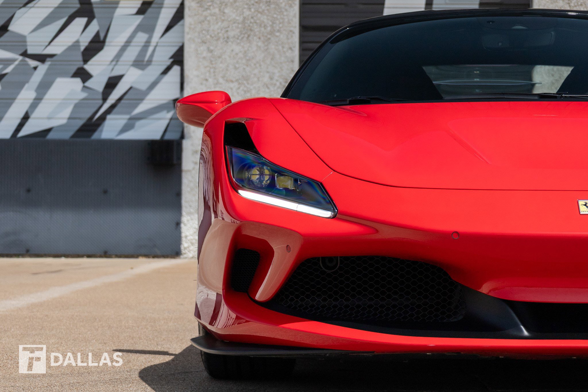 Used 2020 Ferrari F8 Tributo RWD image 4