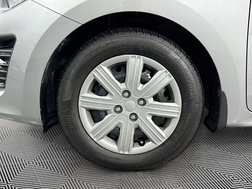 Used 2023 Kia Rio S image 30