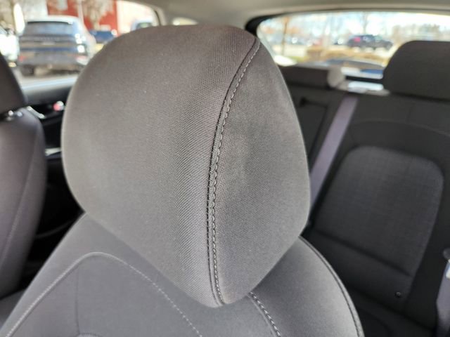 Used 2022 Hyundai Kona SEL image 13