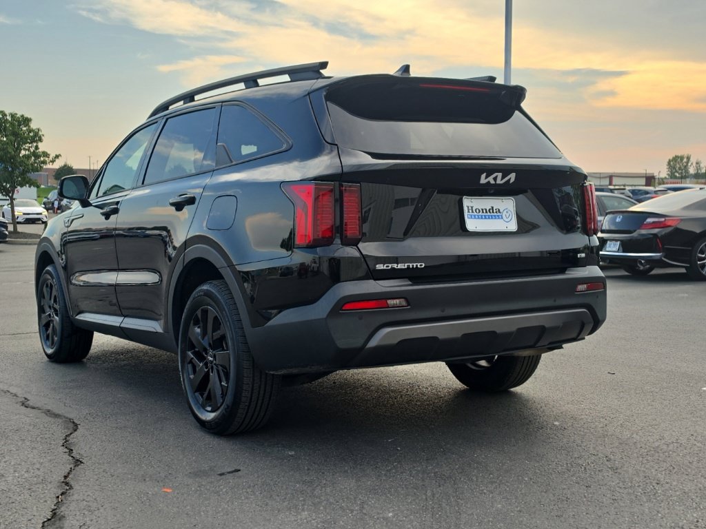 Used 2023 Kia Sorento S AWD/4WD image 5