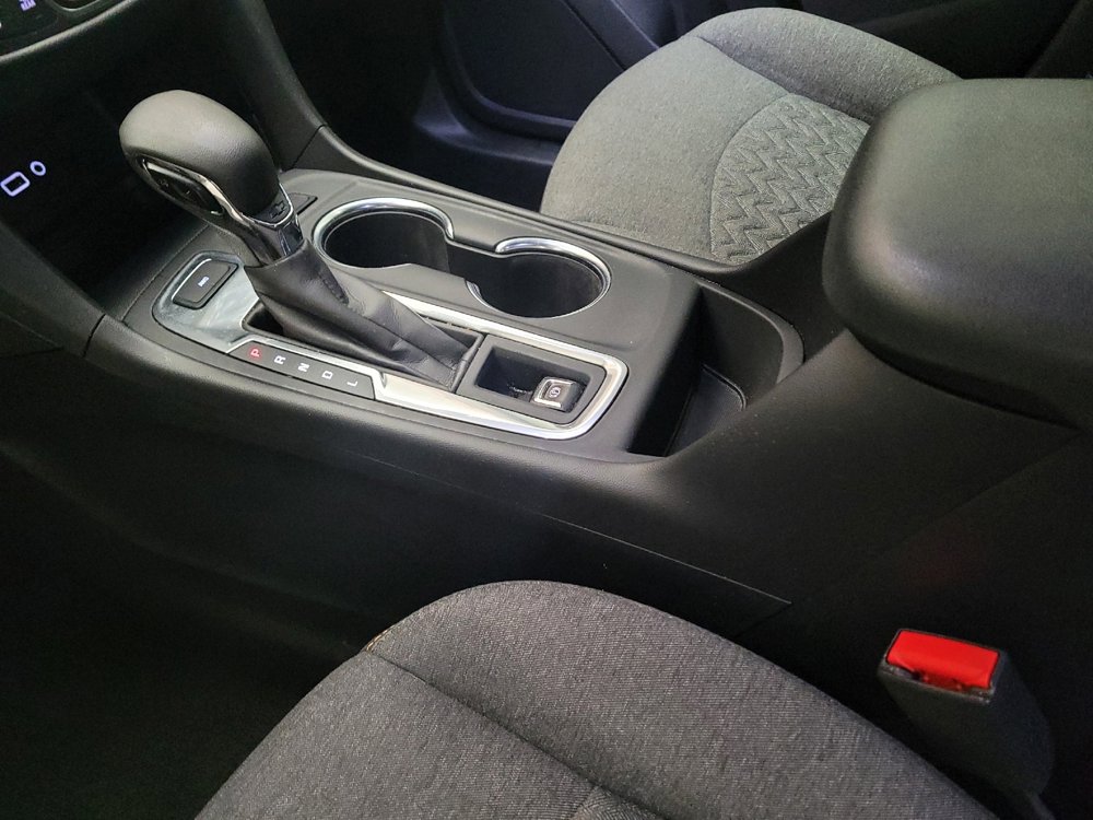 Used 2022 Chevrolet Equinox LT w/ Driver Convenience Package AWD/4WD image 26