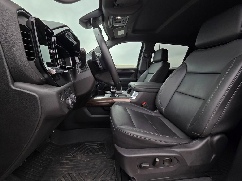 Used 2024 Chevrolet Silverado 1500 LT Trail Boss w/ Convenience Package II image 24