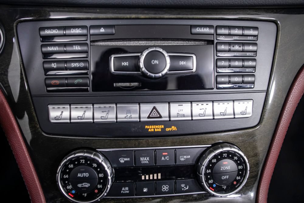 Used 2016 Mercedes-Benz SL 400 image 28