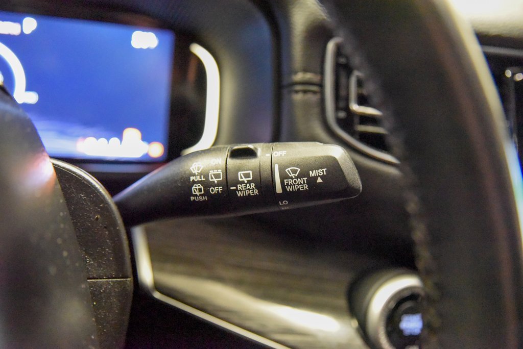 Used 2022 Jeep Wagoneer Series II w/ Rear Seat Video Group 1 image 30