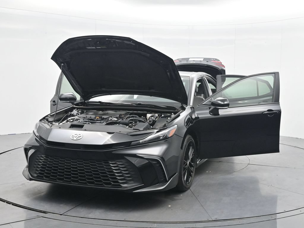 Used 2025 Toyota Camry SE w/ Convenience Package FWD image 43