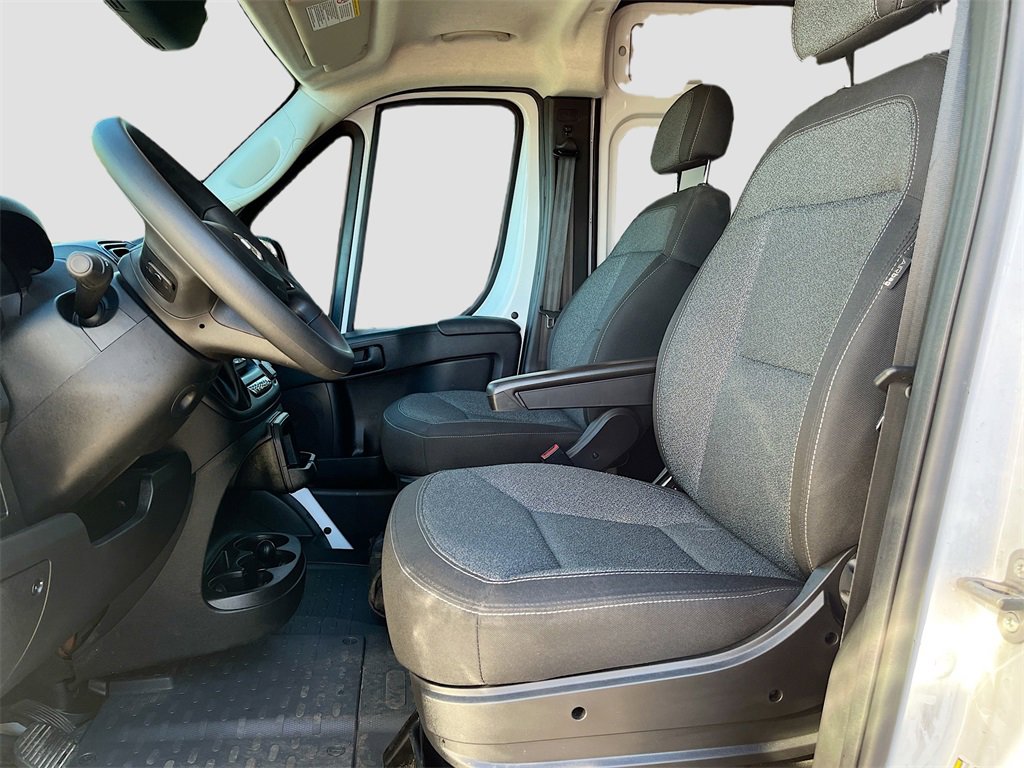 Used 2025 RAM ProMaster 2500 w/ Convenience Group image 19