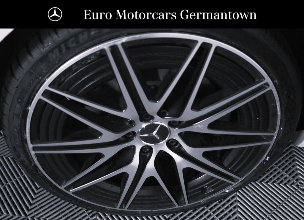 Used 2024 Mercedes-Benz C 43 AMG 4MATIC Sedan image 7