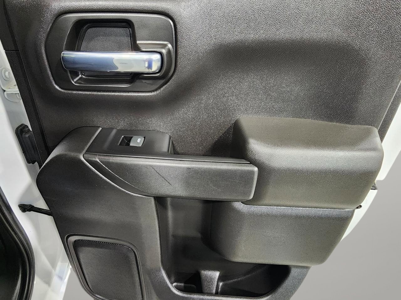 Used 2022 Chevrolet Silverado 1500 LT image 31