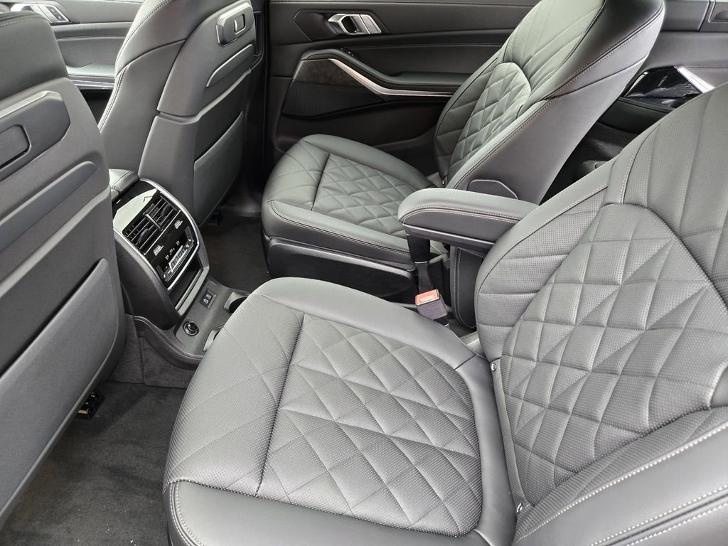 New 2026 BMW X7 xDrive40i w/ M Sport Package image 32